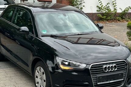 Audi A1 274.000 km 2.499 &euro; Flensburg 24941