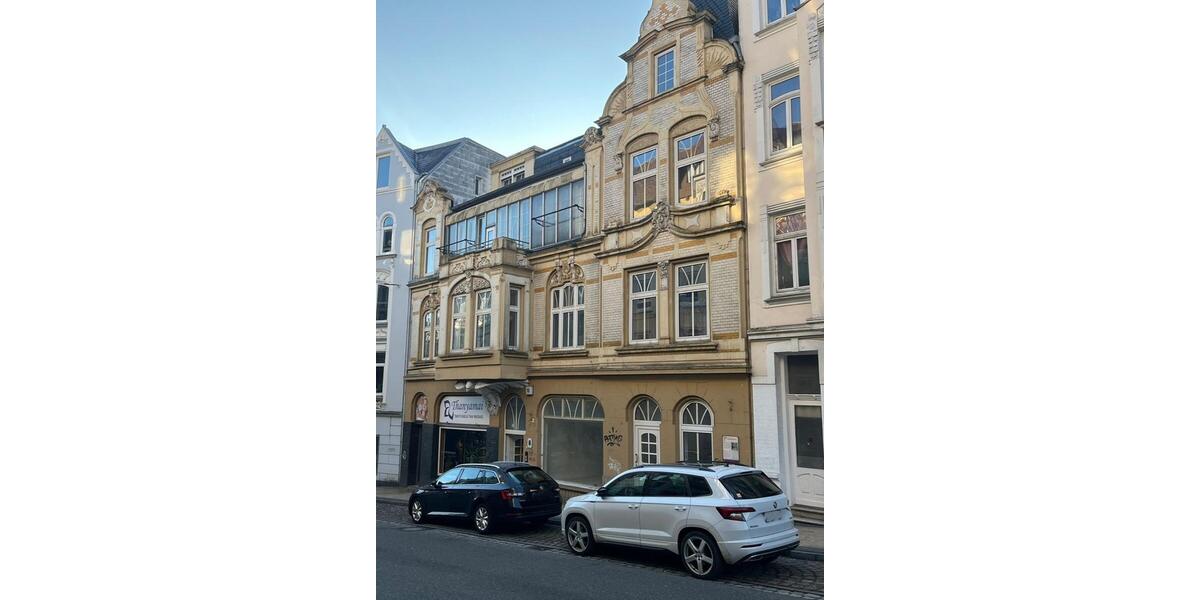 Etagenwohnung Flensburg Altstadt - 3 Zimmer, 100 m&sup2;, 830&euro; | Angebot:19860728