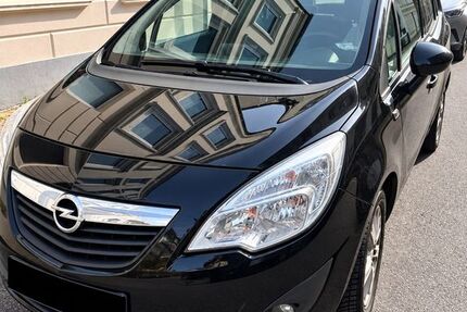 Opel Meriva 213.424 km 3.800 &euro; Flensburg 24937