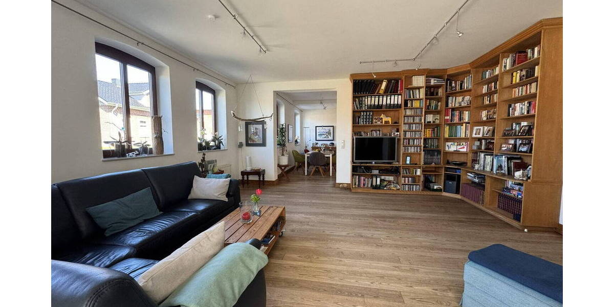 Mehrfamilienhaus, Wohnhaus Niesgrau - 1 Zimmer, 338 m&sup2;, 695.000&euro; | Angebot:26257556