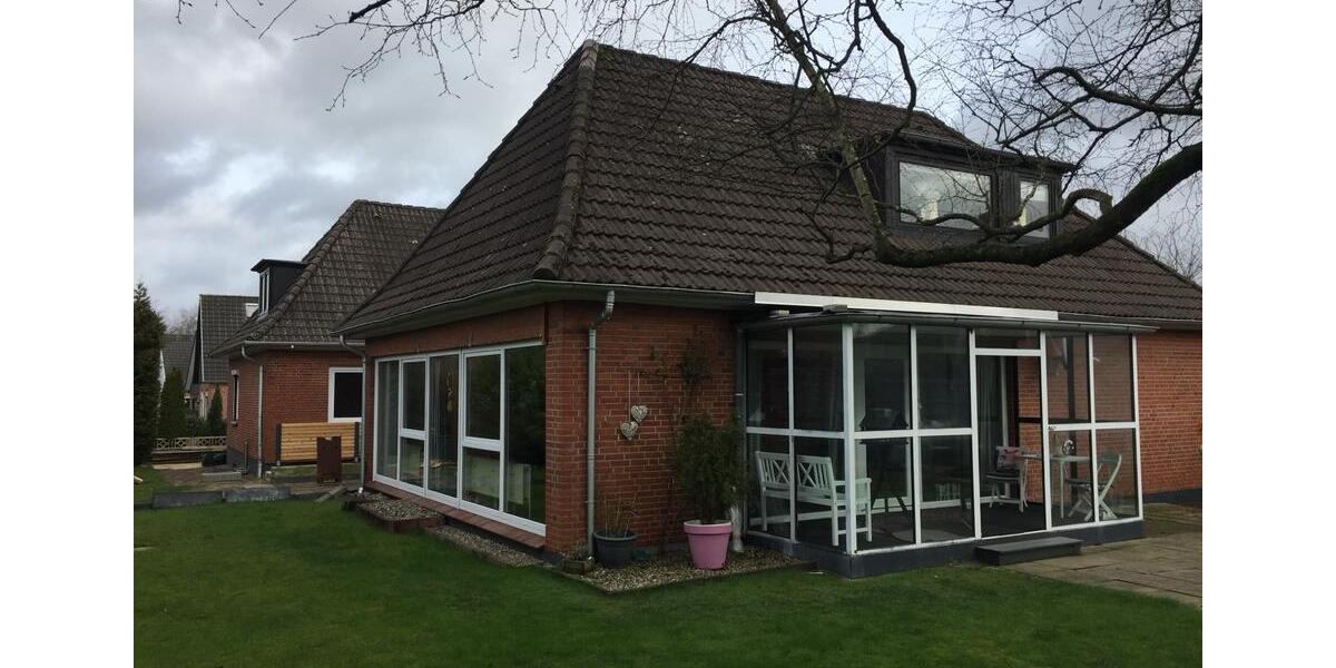 Einfamilienhaus Handewitt Jarplund - 11 Zimmer, 330 m&sup2;, 550.000&euro; | Angebot:25568511