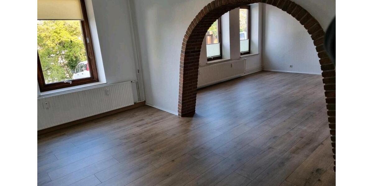 Erdgeschoßwohnung Flensburg - 3 Zimmer, 100 m&sup2;, 220.000&euro; | Angebot:27267914