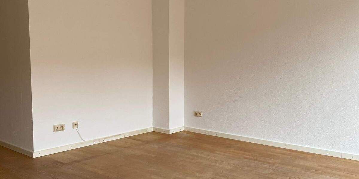 Etagenwohnung Flensburg Altstadt - 2 Zimmer, 82 m&sup2;, 535&euro; | Angebot:25702346