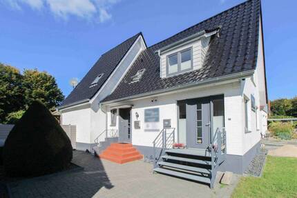 Haus Flensburg Engelsby - 8 Zimmer, 150 m&sup2;, 559.000&euro; | Angebot:26359415