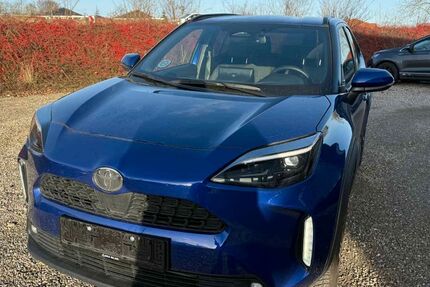Toyota Yaris 14.000 km 18.800 &euro; Flensburg 24941