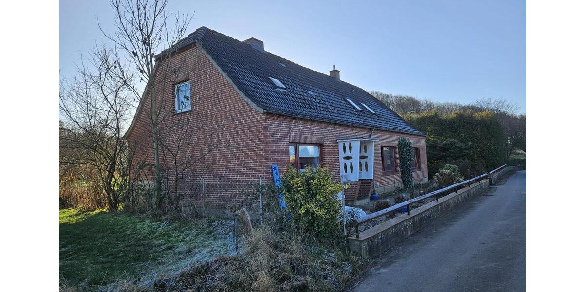 Einfamilienhaus Mohrkirch - 8 Zimmer, 190 m&sup2;, 229.000&euro; | Angebot:24353153