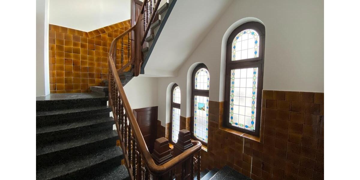 Etagenwohnung Flensburg - 3 Zimmer, 174 m&sup2;, 1.350&euro; | Angebot:16562366