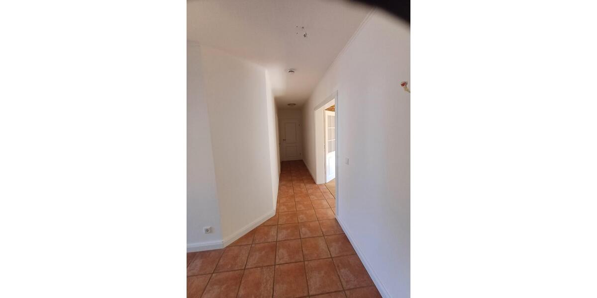 Erdgeschoßwohnung Ladelund - 4 Zimmer, 140 m&sup2;, 980&euro; | Angebot:25855397