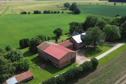 Haus Steinfeld - 10 Zimmer, 380 m&sup2;, 899.000&euro; | Angebot:25266656