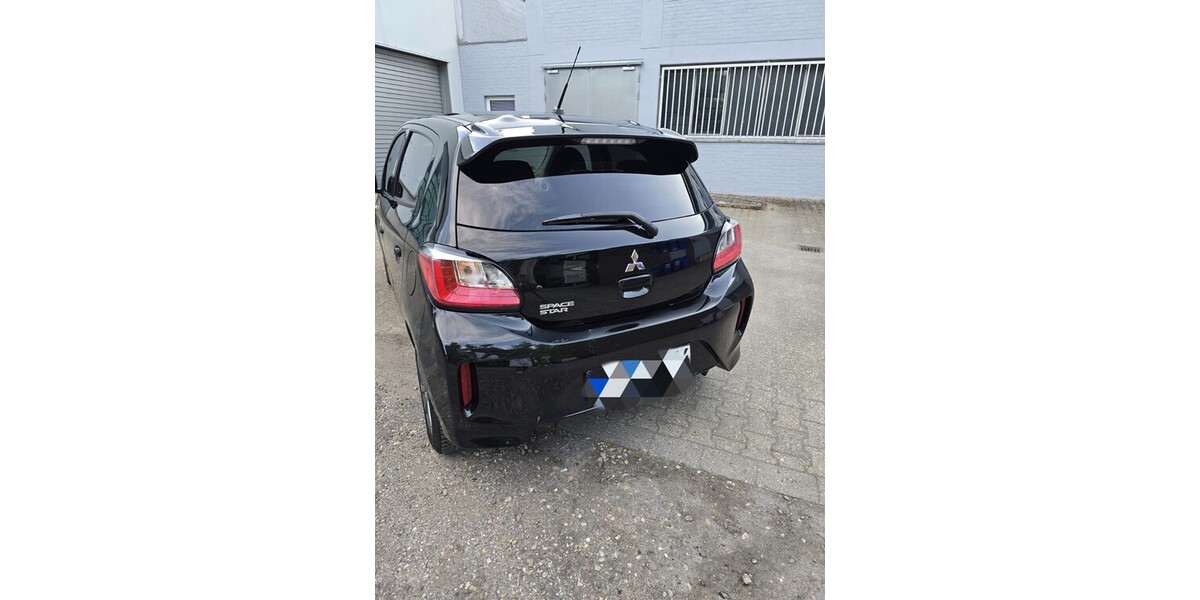Mitsubishi Space Star 37.242 km 15.000 &euro; Mönchengladbach 41061