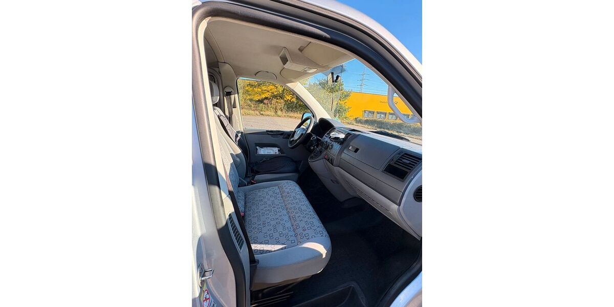 VW T5 Caravelle 275.300 km 5.000 &euro; Flensburg 24941