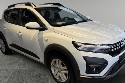 Dacia Sandero 9.500 km 16.990 &euro; Flensburg 24941