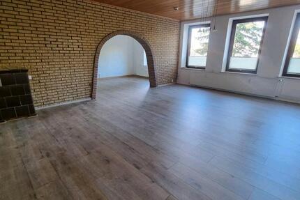 Wohnung Flensburg - 3 Zimmer, 100 m&sup2;, 220.000&euro; | Angebot:27267914