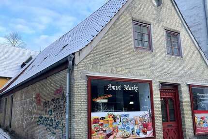 Haus Flensburg - 12 Zimmer, 318 m&sup2;, 399.000&euro; | Angebot:25108740