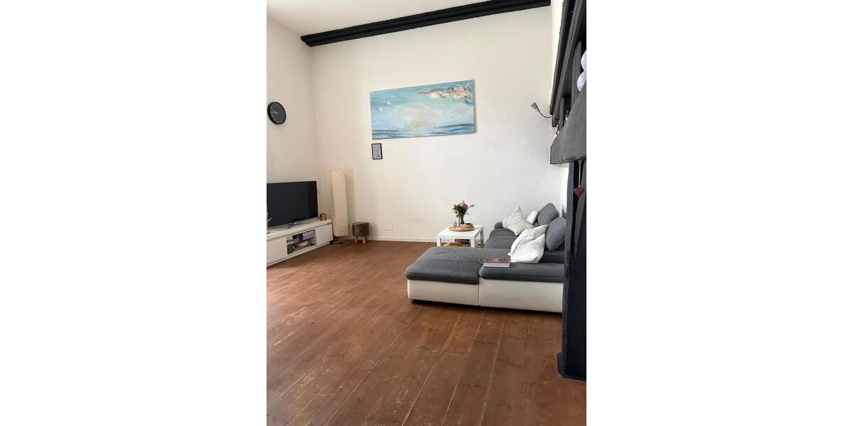 Etagenwohnung Flensburg - 1 Zimmer, 8 m&sup2;, 293&euro; | Angebot:25296265