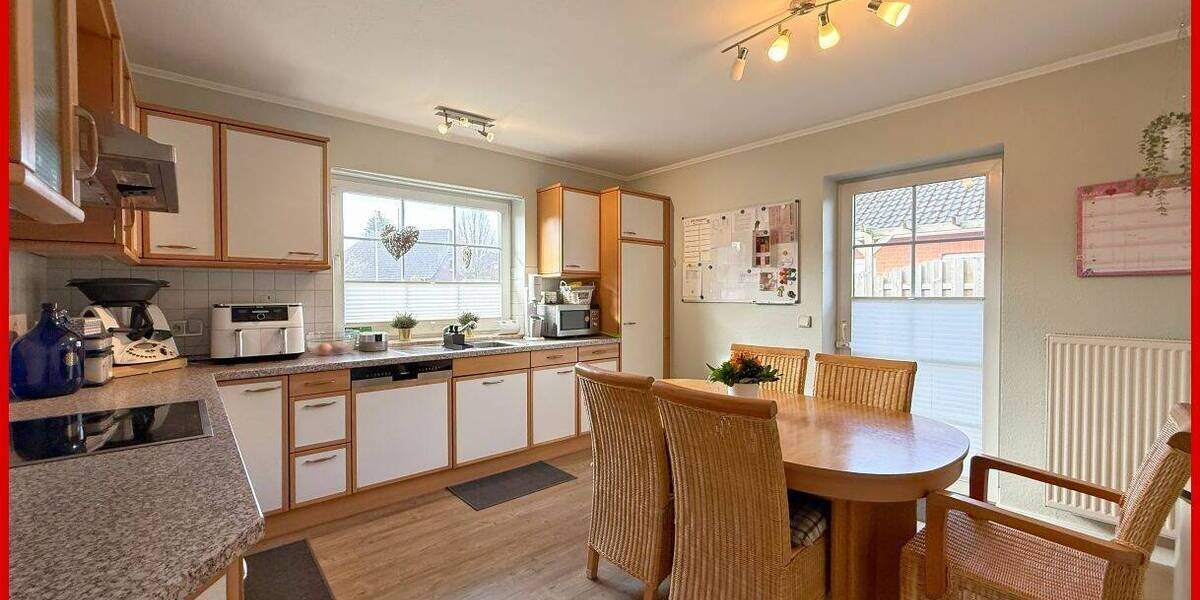 Einfamilienhaus Jübek - 8 Zimmer, 219 m&sup2;, 440.000&euro; | Angebot:26346404