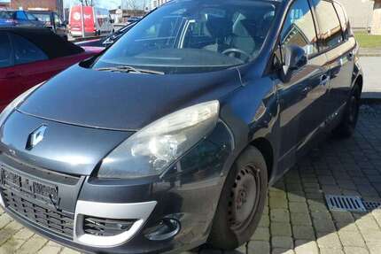 Renault Scenic 100.829 km 2.490 &euro; Flensburg 24941