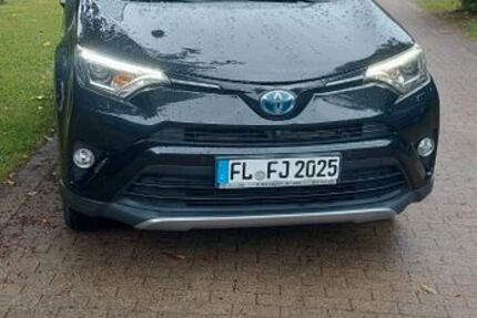 Toyota RAV 4 155.000 km 18.900 &euro; Flensburg 24941