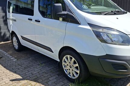 Ford Transit Custom 142.900 km 10.490 &euro; Flensburg 24941