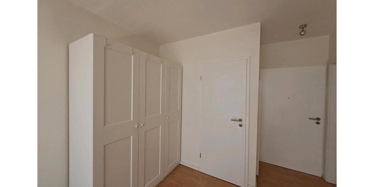 Hochparterre Flensburg - 1 Zimmer, 37 m&sup2;, 105.000&euro; | Angebot:27082002