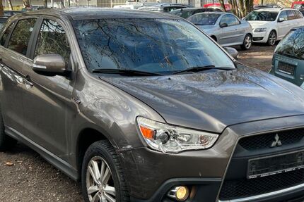 Mitsubishi ASX 270.000 km 3.499 &euro; Flensburg 24941