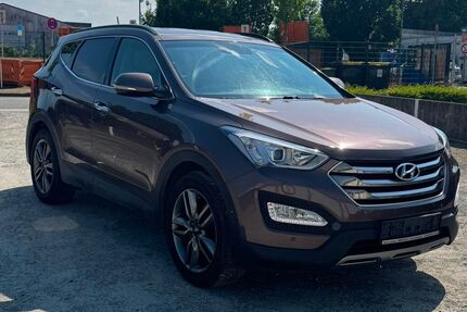 Hyundai SANTA FE 141.000 km 8.999 &euro; Flensburg 24941