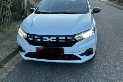 Dacia Sandero 10.500 km 14.400 &euro; Flensburg 24943