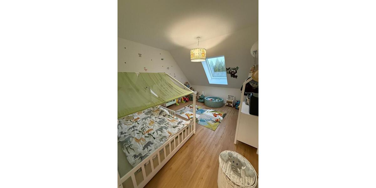 Dachgeschoßwohnung Taarstedt - 3 Zimmer, 73 m&sup2;, 850&euro; | Angebot:25783233