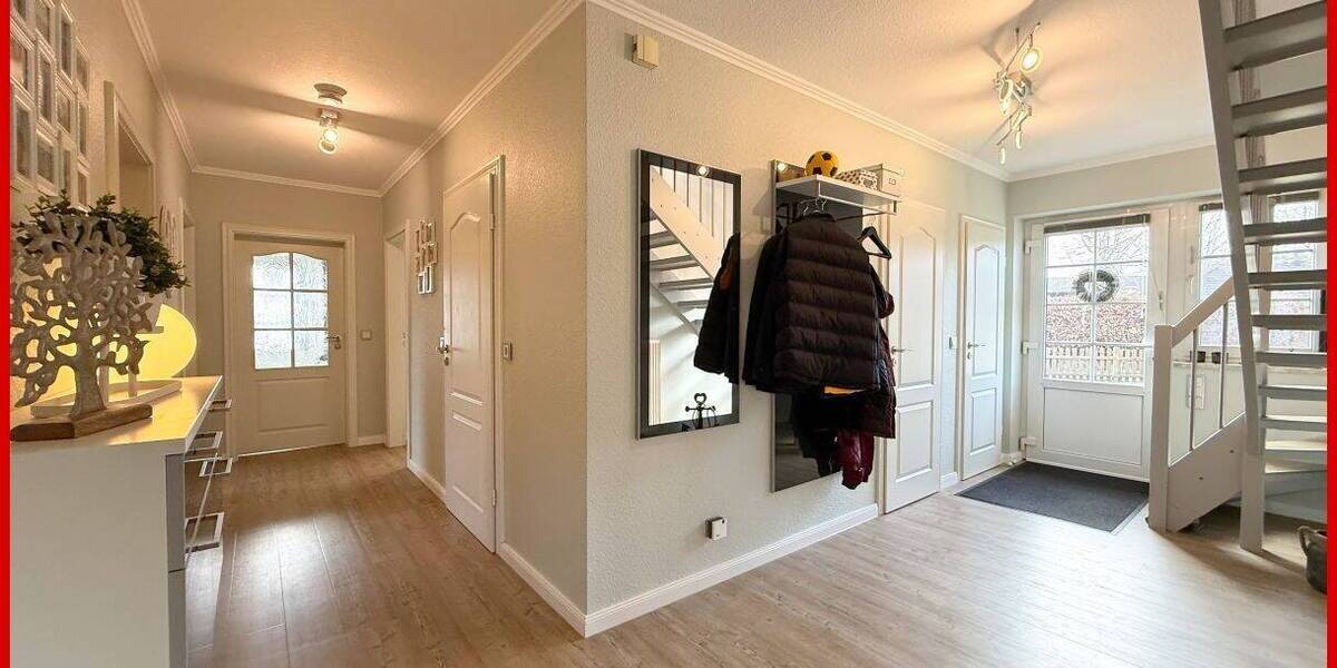 Einfamilienhaus Jübek - 8 Zimmer, 219 m&sup2;, 440.000&euro; | Angebot:26346404