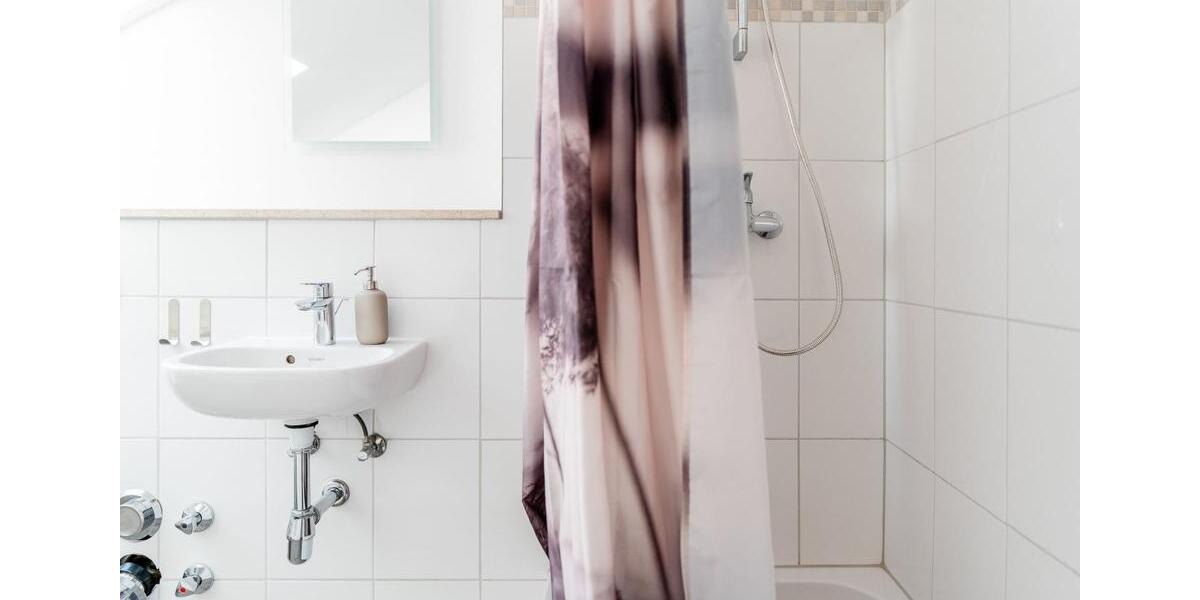 Dachgeschoßwohnung Flensburg Falkenberg - 1 Zimmer, 42 m&sup2;, 750&euro; | Angebot:25714982