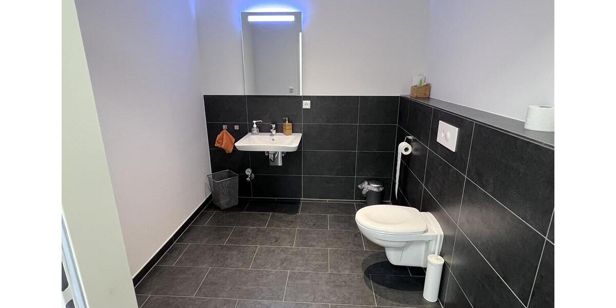 Gewerbeobjekt Flensburg - 2.225&euro; | Angebot:22165022