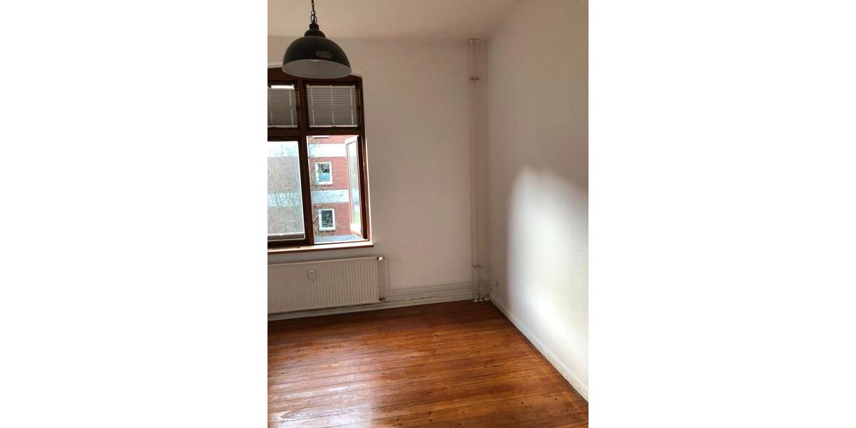 Etagenwohnung Flensburg - 3 Zimmer, 83 m&sup2;, 245.000&euro; | Angebot:26645608