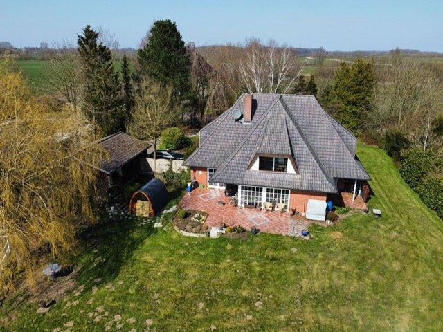 Einfamilienhaus Struxdorf - 6 Zimmer, 257 m&sup2;, 890.000&euro; | Angebot:26624594