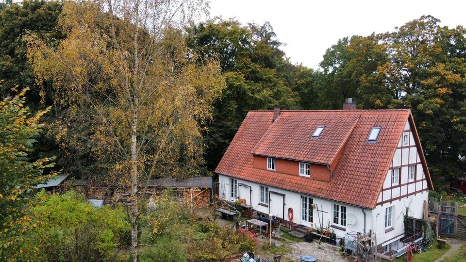 Einfamilienhaus Leck - 9 Zimmer, 240 m&sup2;, 490.000&euro; | Angebot:27247193