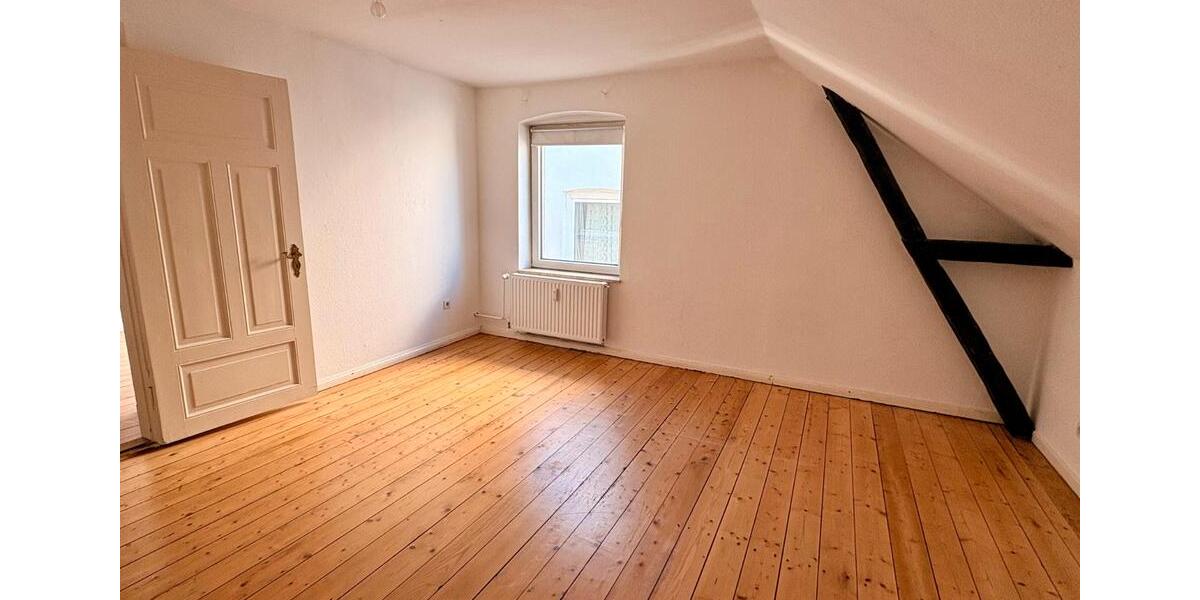 Dachgeschoßwohnung Flensburg Altstadt - 2.5 Zimmer, 57 m&sup2;, 522&euro; | Angebot:26619505