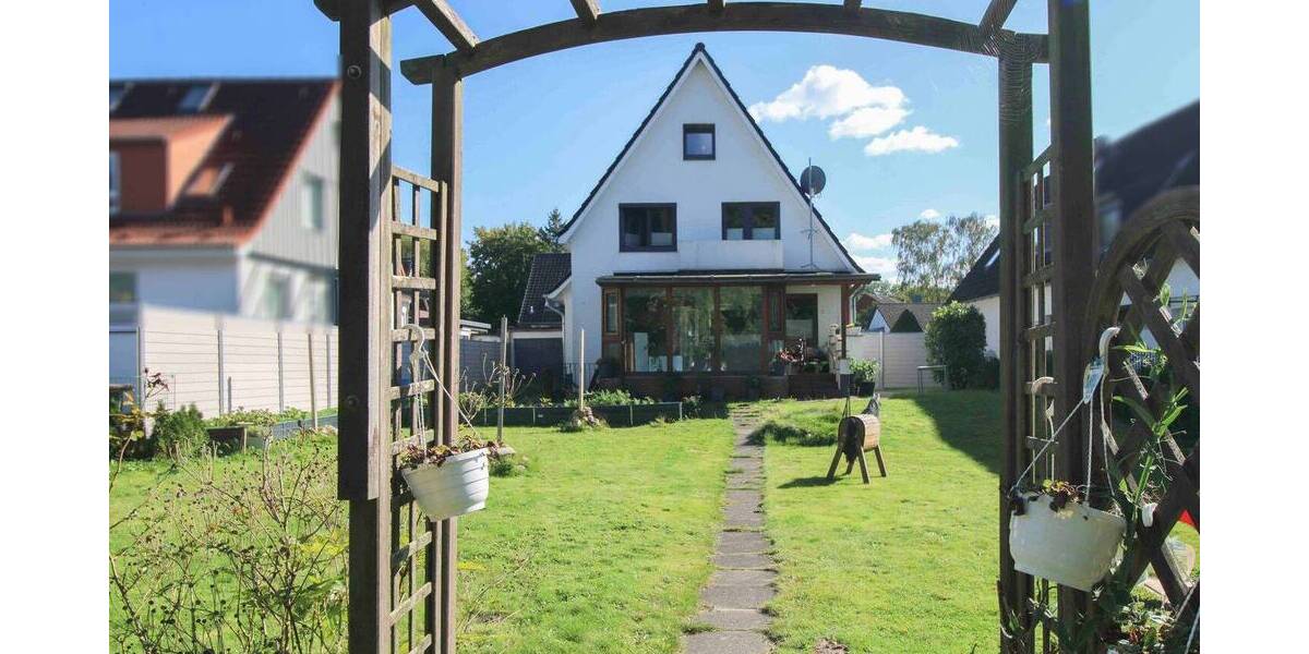 Einfamilienhaus Flensburg Engelsby - 8 Zimmer, 150 m&sup2;, 559.000&euro; | Angebot:26028349