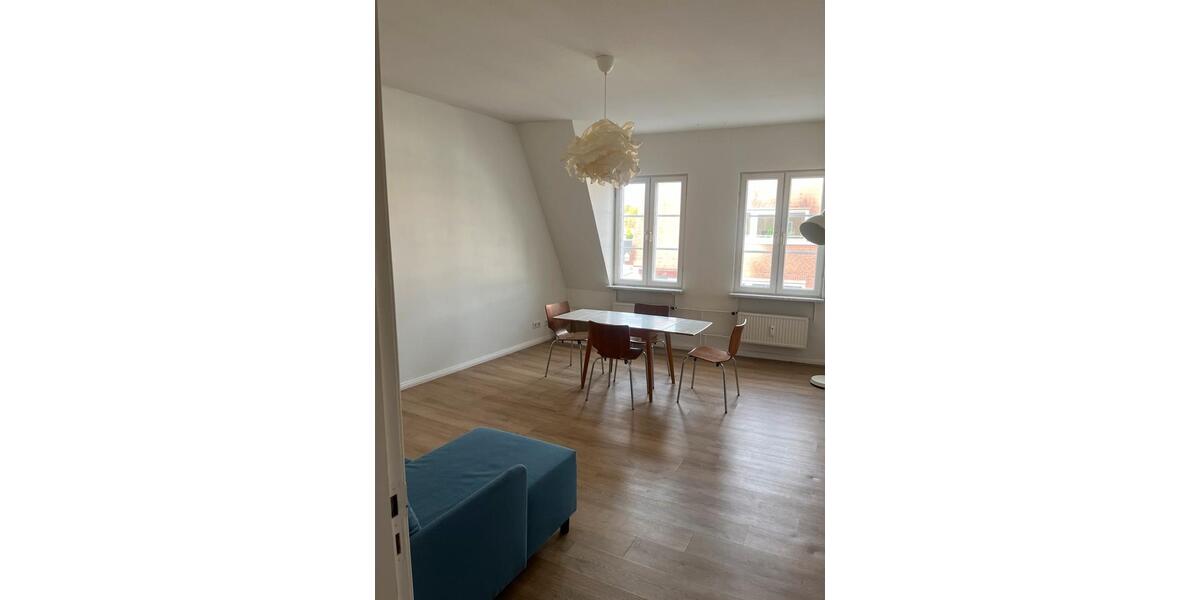 Dachgeschoßwohnung Flensburg Altstadt - 3 Zimmer, 80 m&sup2;, 600&euro; | Angebot:26502031