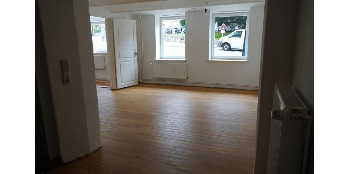 Etagenwohnung Flensburg Altstadt - 3 Zimmer, 81 m&sup2;, 680&euro; | Angebot:25940786