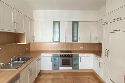 Wohnung Flensburg - 3 Zimmer, 174 m&sup2;, 1.350&euro; | Angebot:16562366