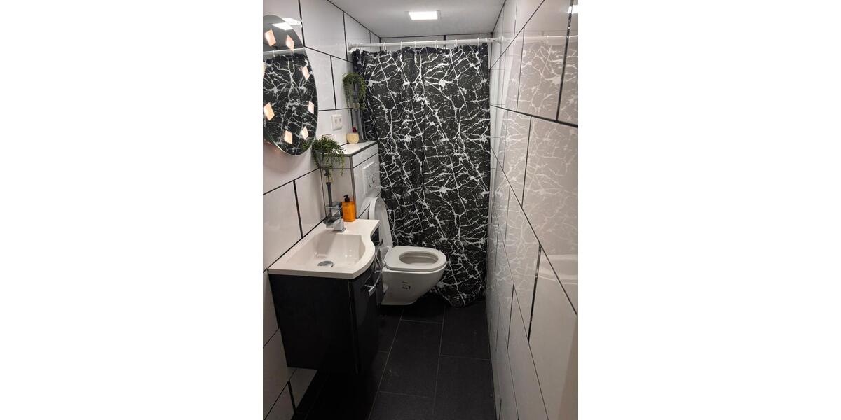 Einfamilienhaus Harrislee - 8 Zimmer, 300 m&sup2;, 4.000&euro; | Angebot:25342145