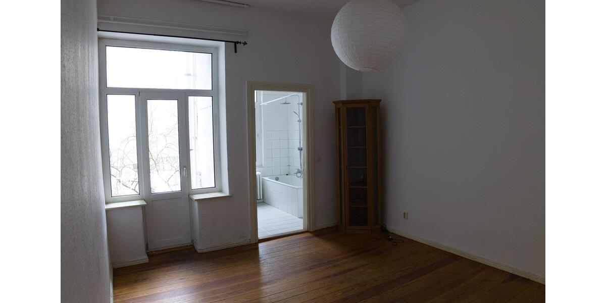Etagenwohnung Flensburg Altstadt - 6 Zimmer, 164 m&sup2;, 1.236&euro; | Angebot:26007937