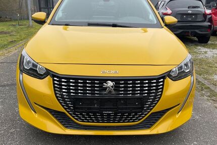Peugeot 208 119.000 km 8.300 &euro; schafflund 24980