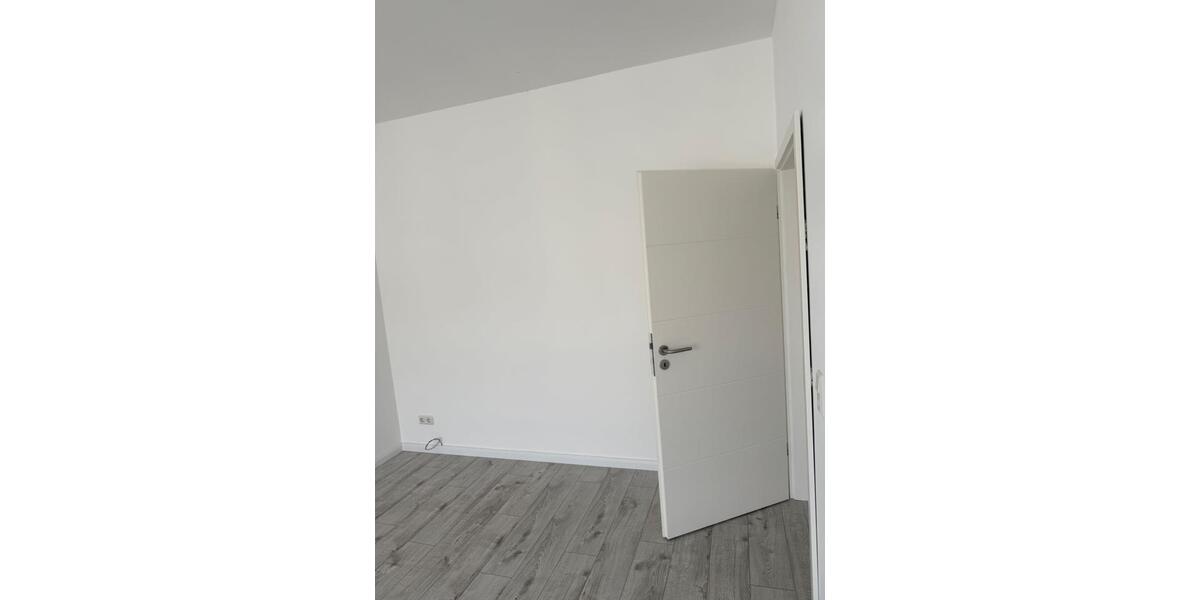 Dachgeschoßwohnung Flensburg Altstadt - 4 Zimmer, 80 m&sup2;, 1.000&euro; | Angebot:25916374