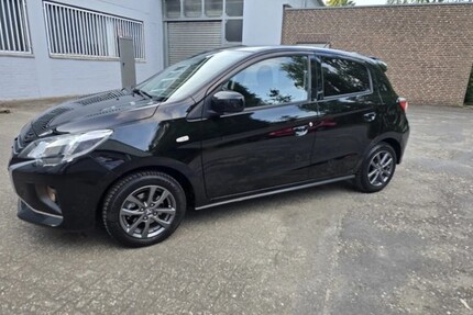 Mitsubishi Space Star 37.242 km 15.000 &euro; Mönchengladbach 41061