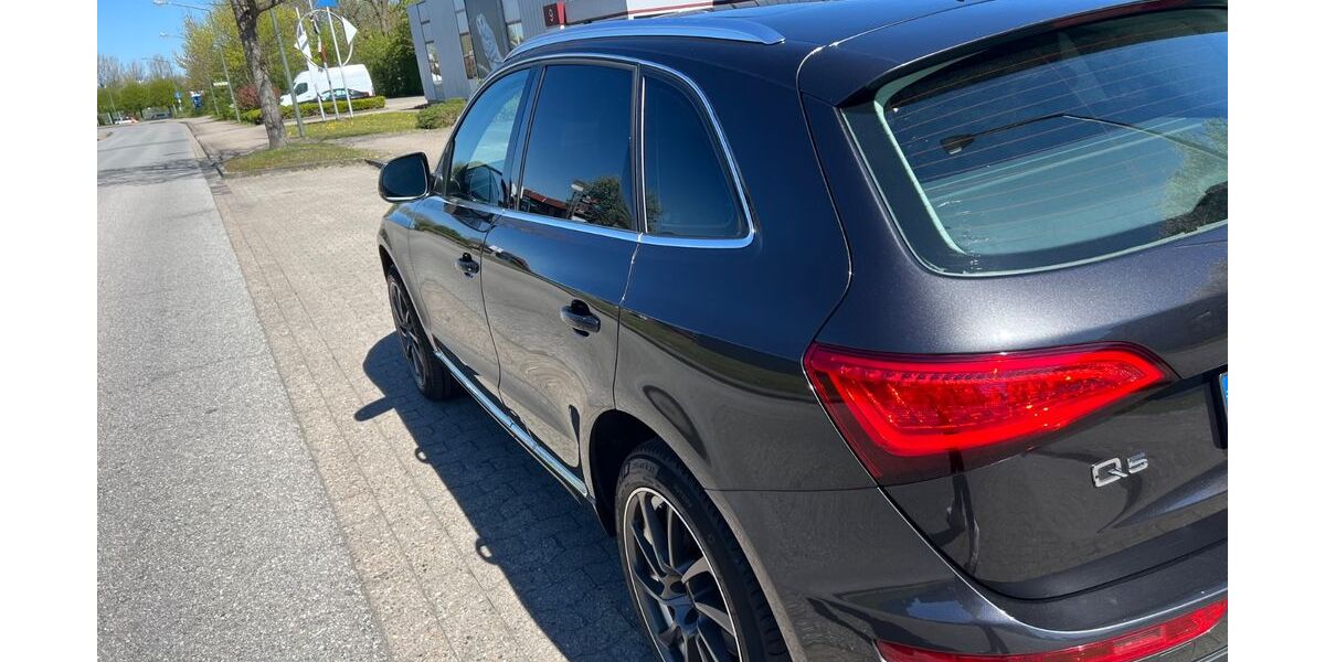 Audi Q5 231.500 km 11.250 &euro; Flensburg 24943