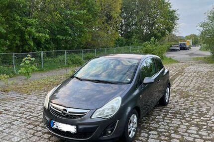 Opel Corsa 88.200 km 4.150 &euro; Flensburg 24941