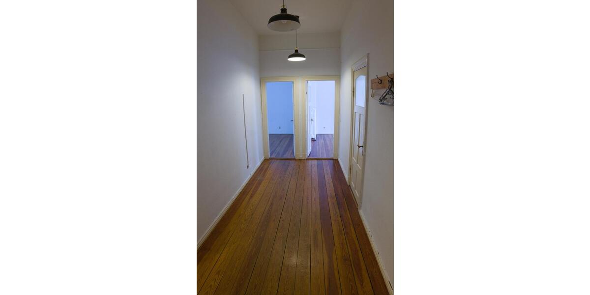 Etagenwohnung Flensburg Altstadt - 6 Zimmer, 164 m&sup2;, 1.236&euro; | Angebot:26007937