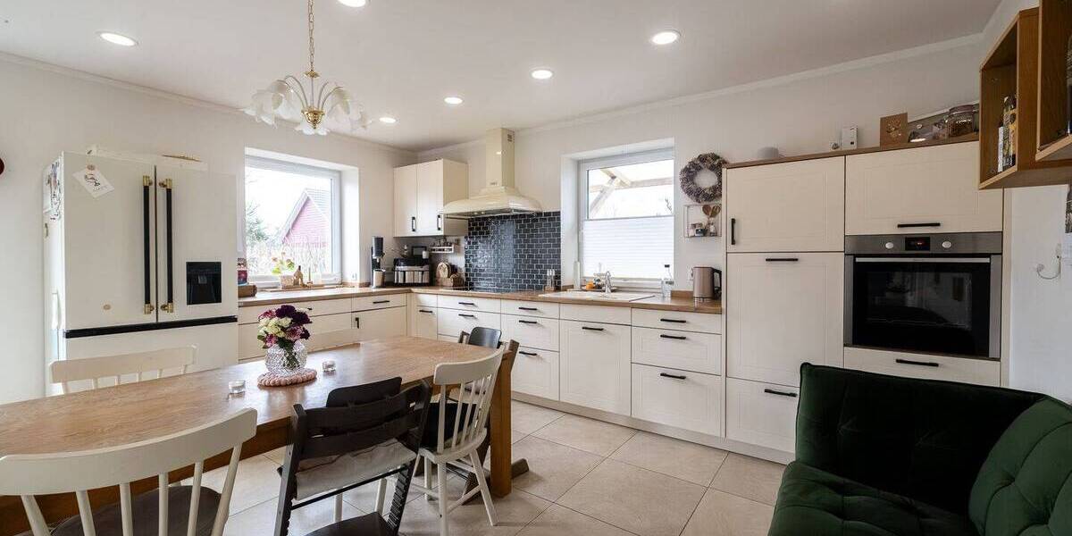 Einfamilienhaus Achtrup - 7 Zimmer, 184 m&sup2;, 449.900&euro; | Angebot:25929510