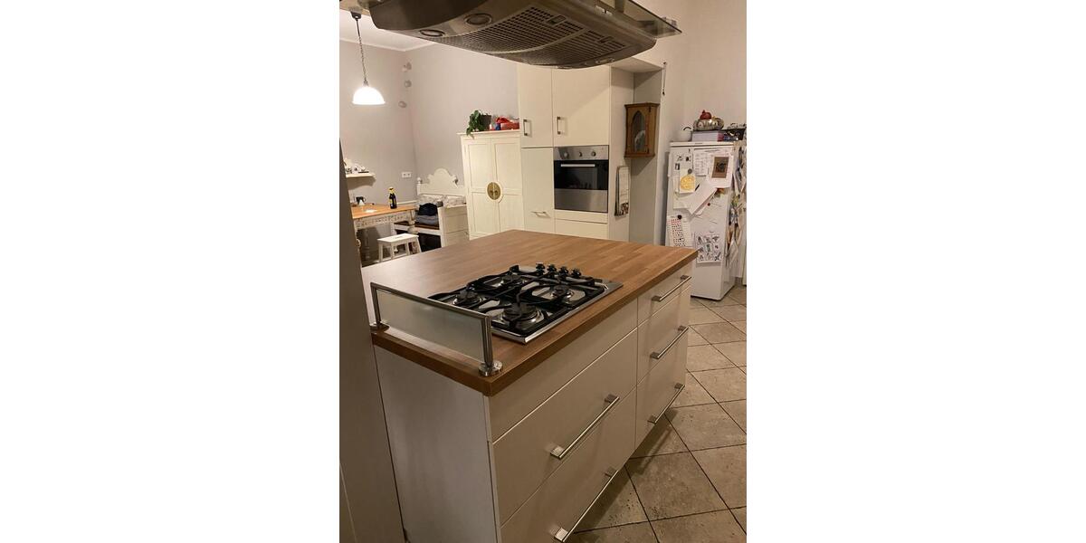 Etagenwohnung Großenwiehe - 4 Zimmer, 175 m&sup2;, 1.300&euro; | Angebot:26637401