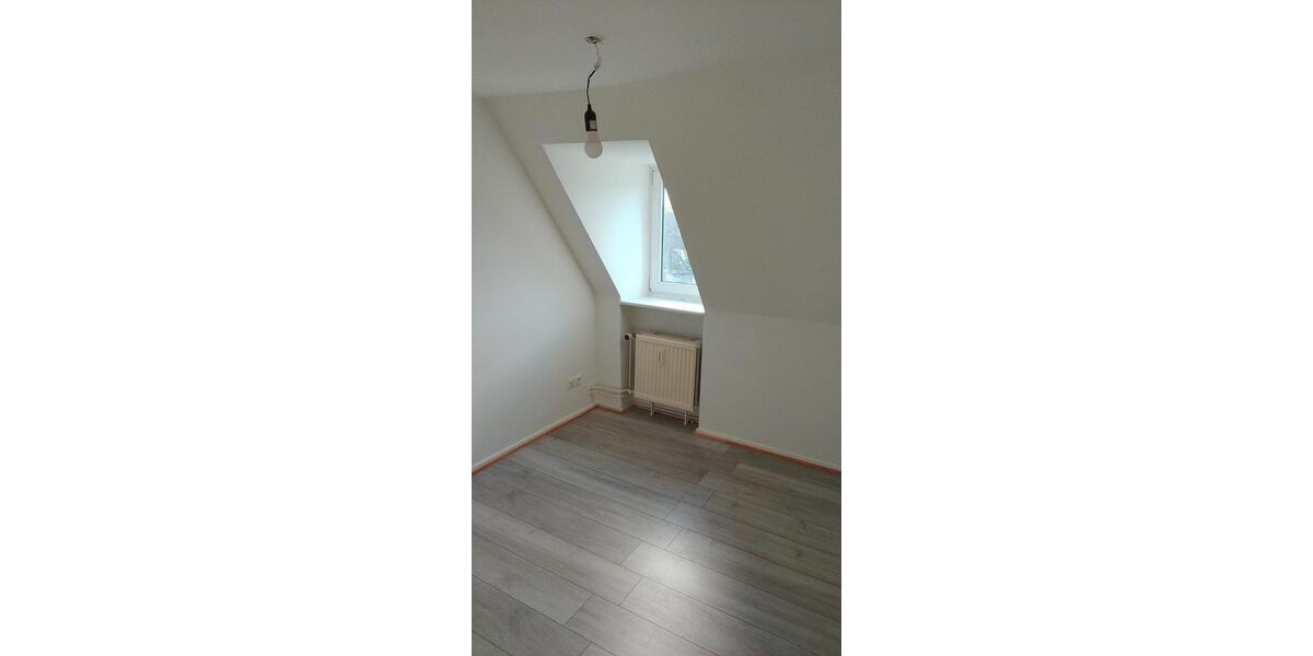 Dachgeschoßwohnung Tastrup - 2 Zimmer, 33 m&sup2;, 345&euro; | Angebot:25993816